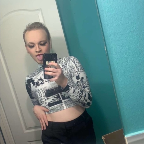 Meet your Posher, Blair - Picture 1 of 1